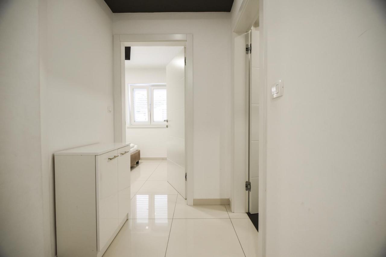 Villa San Antonio-Exclusive Apartments บัชกา ภายนอก รูปภาพ