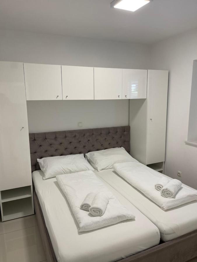 Villa San Antonio-Exclusive Apartments บัชกา ภายนอก รูปภาพ